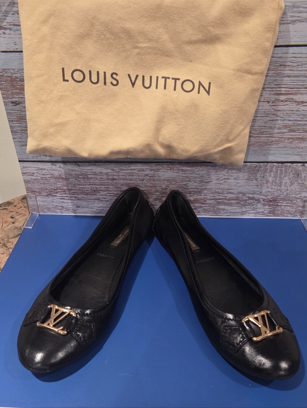 Amazing Condition! Louis Vuitton Women's Black Leather Ballet Flats SZ 8.5